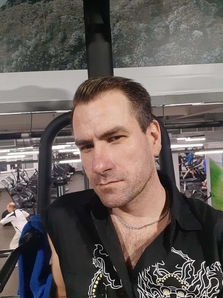  26206098  Alex, 37 ,    -