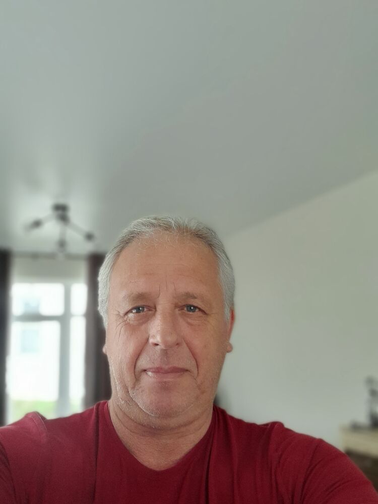  51056098  , 62 ,    