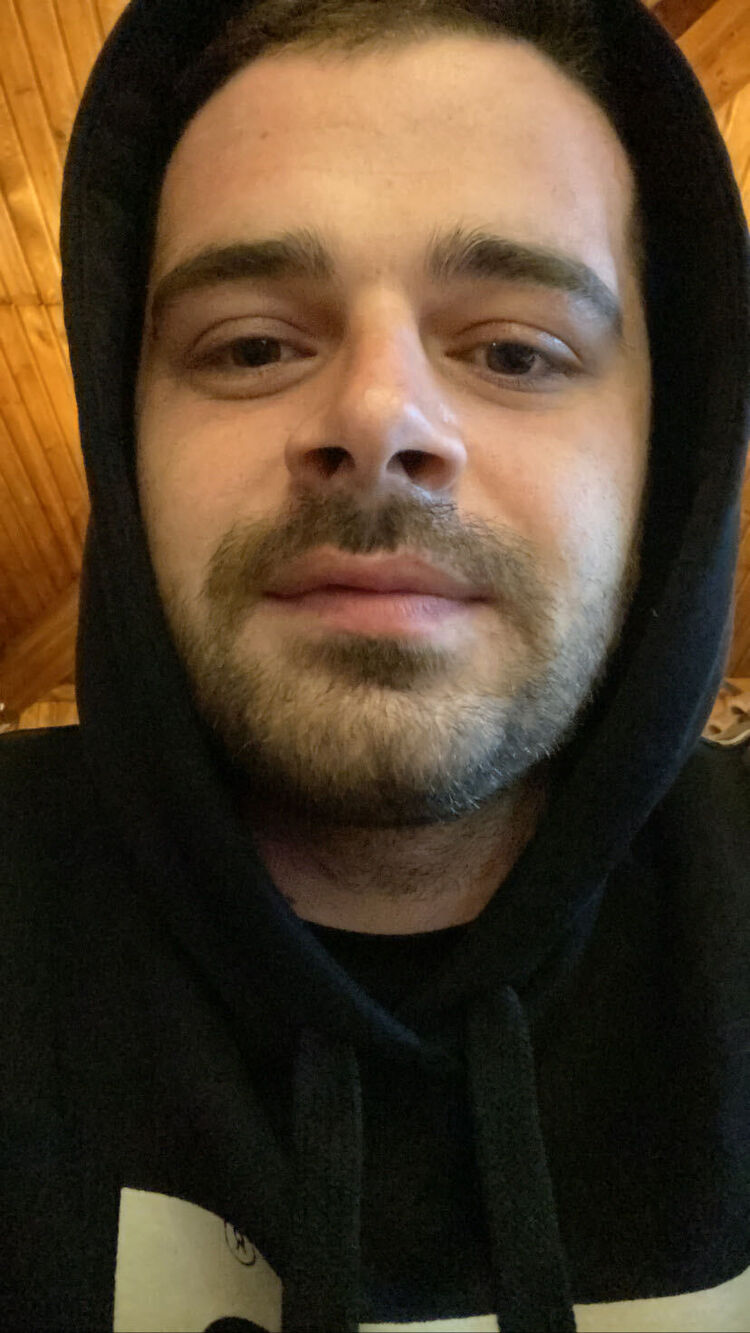  ,   Irakli, 32 ,   ,   