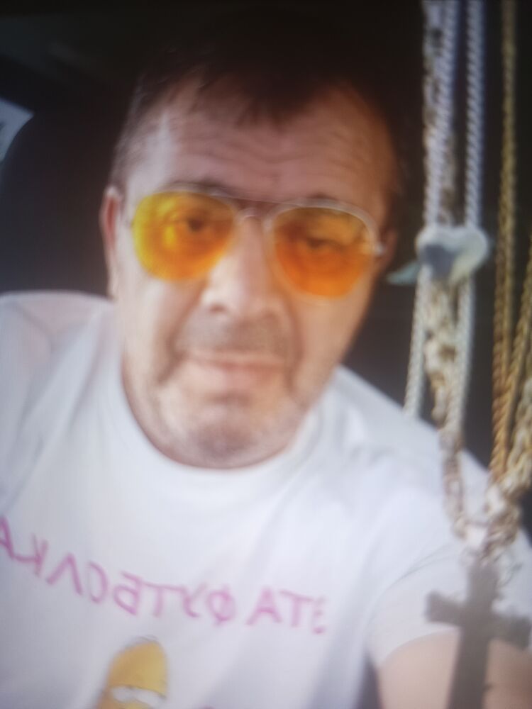  53754068  Vagra, 47 ,    