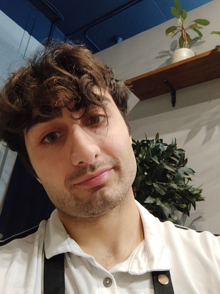  54405338  , 28 ,    -