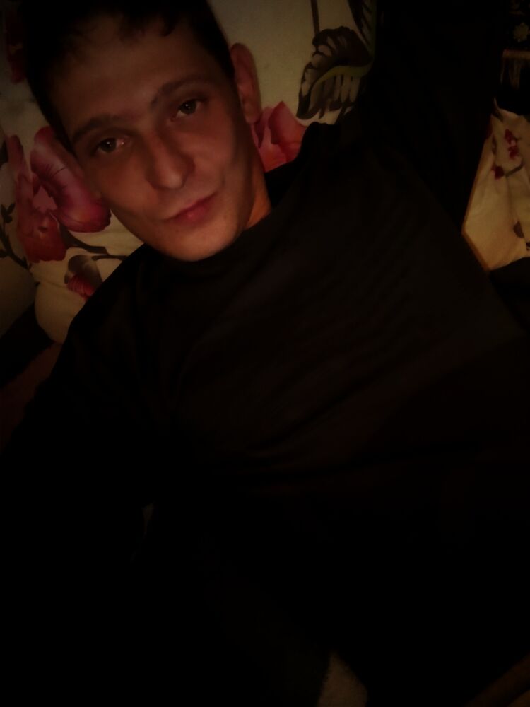 ,   Maxim, 31 ,   ,   