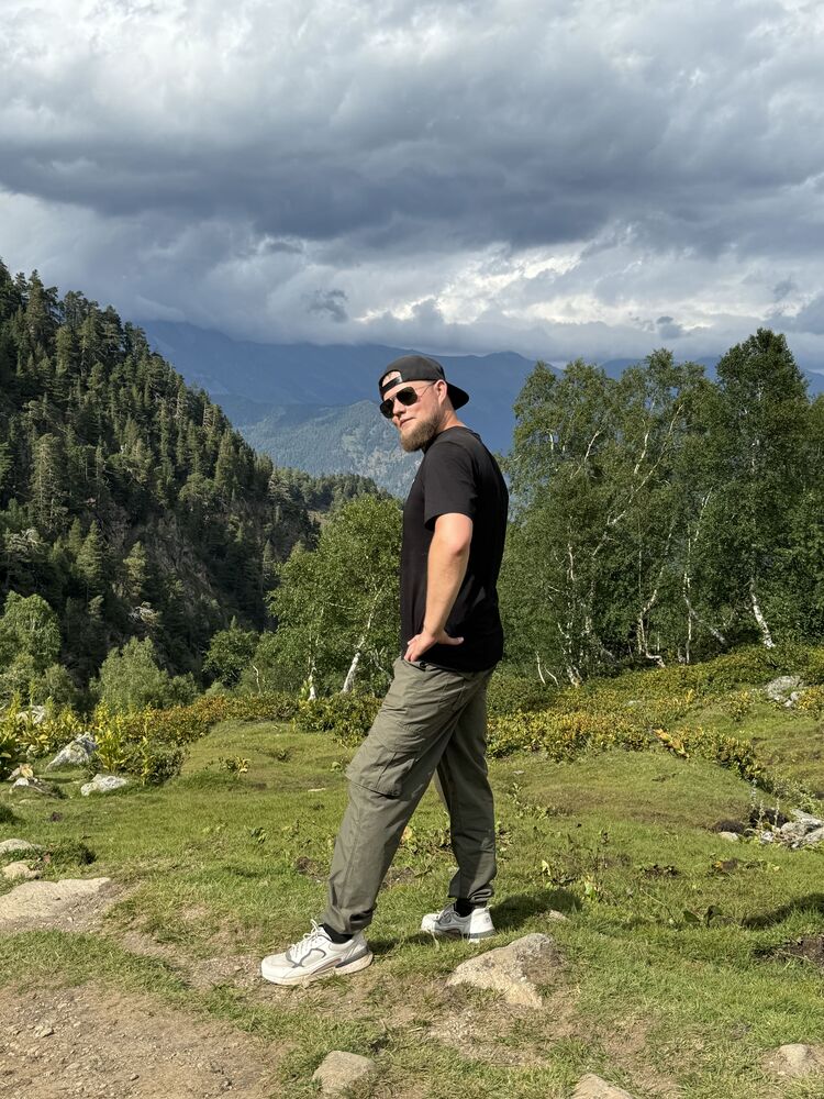  51859828  , 34 ,    -