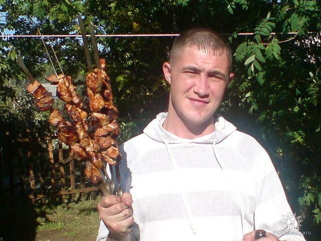  ,   Fred, 42 ,   