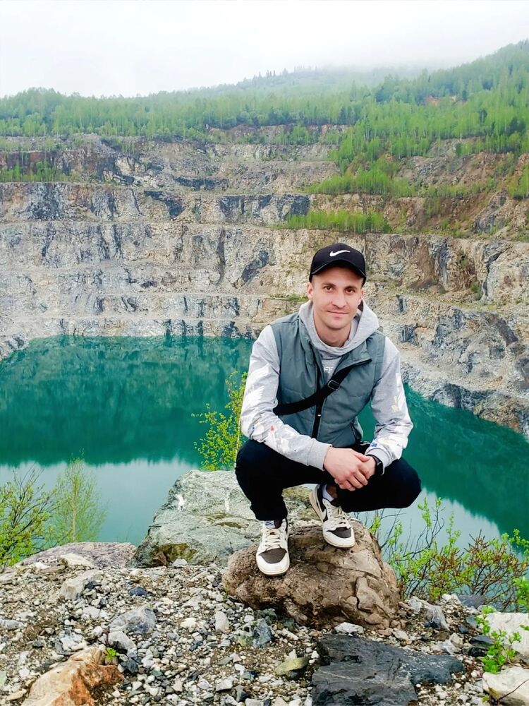  ,   Anatoly, 24 ,   ,   , c , 