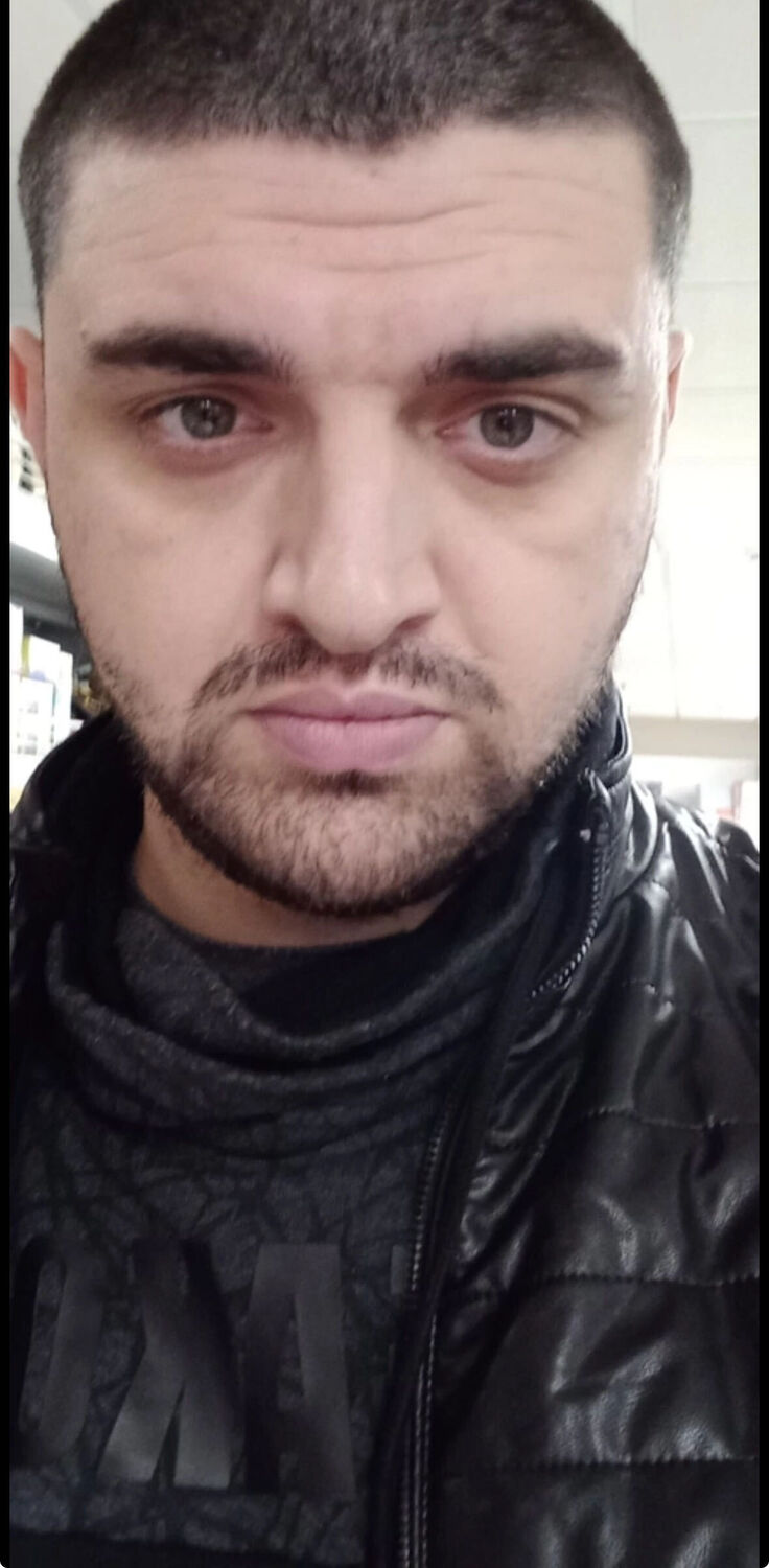  45925058  , 28 ,    