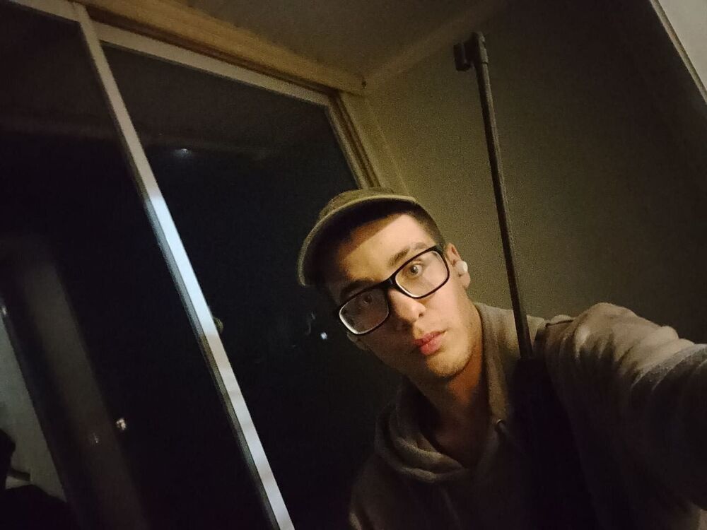  47785528  , 18 ,    