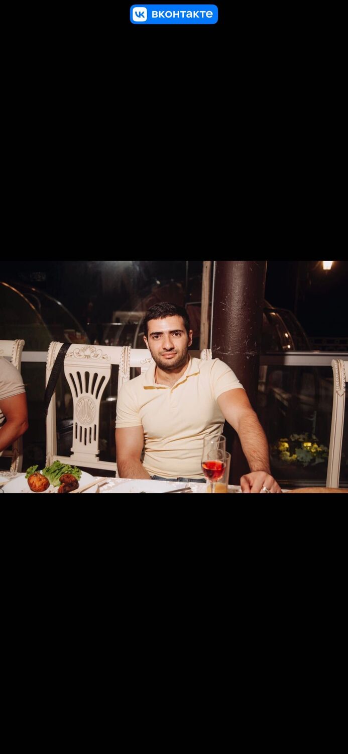  ,   Armen, 34 ,  