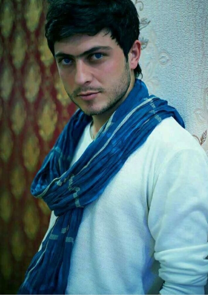  23201758  Habib, 32 ,    