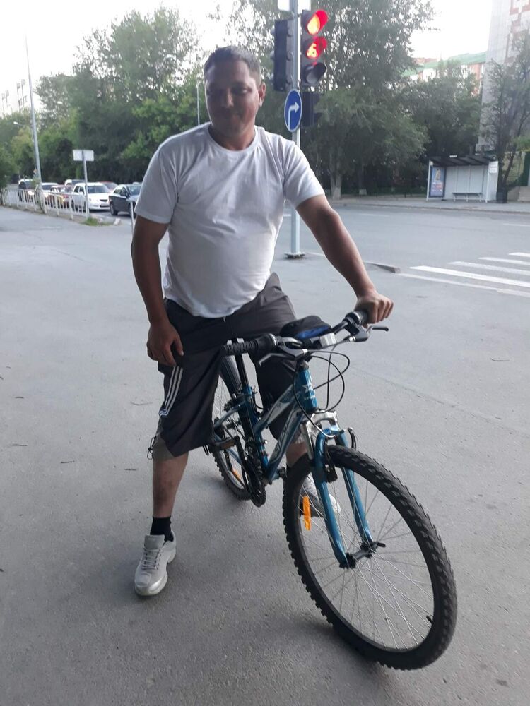  24808648  , 42 ,    