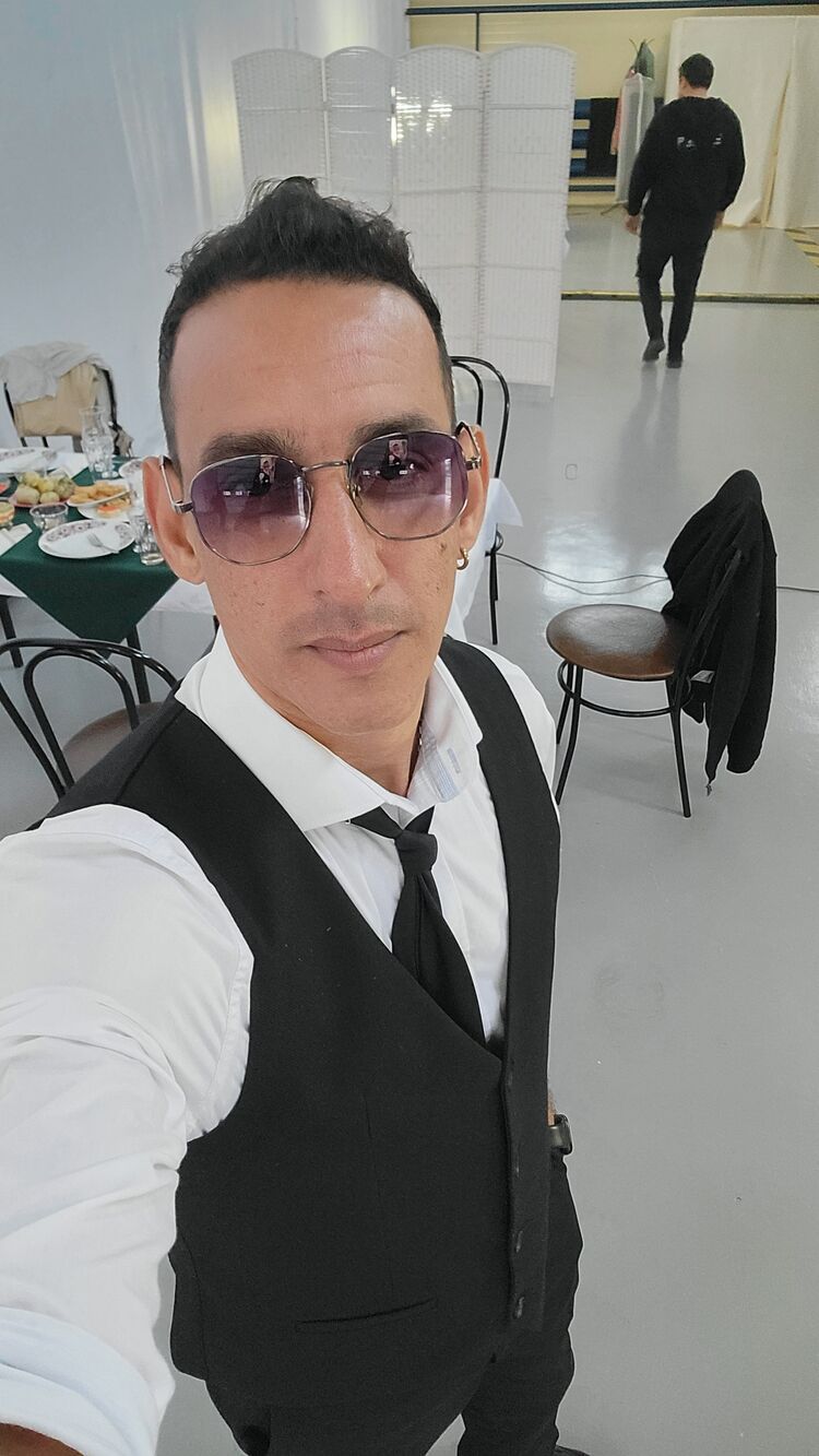 ,   Otto, 40 ,   ,   