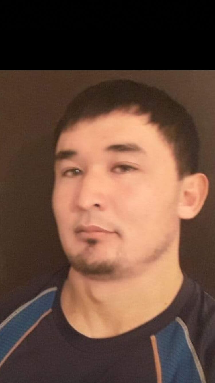 Фото 24525338 мужчины Марат, 33 года, ищет знакомства в Бишкеке