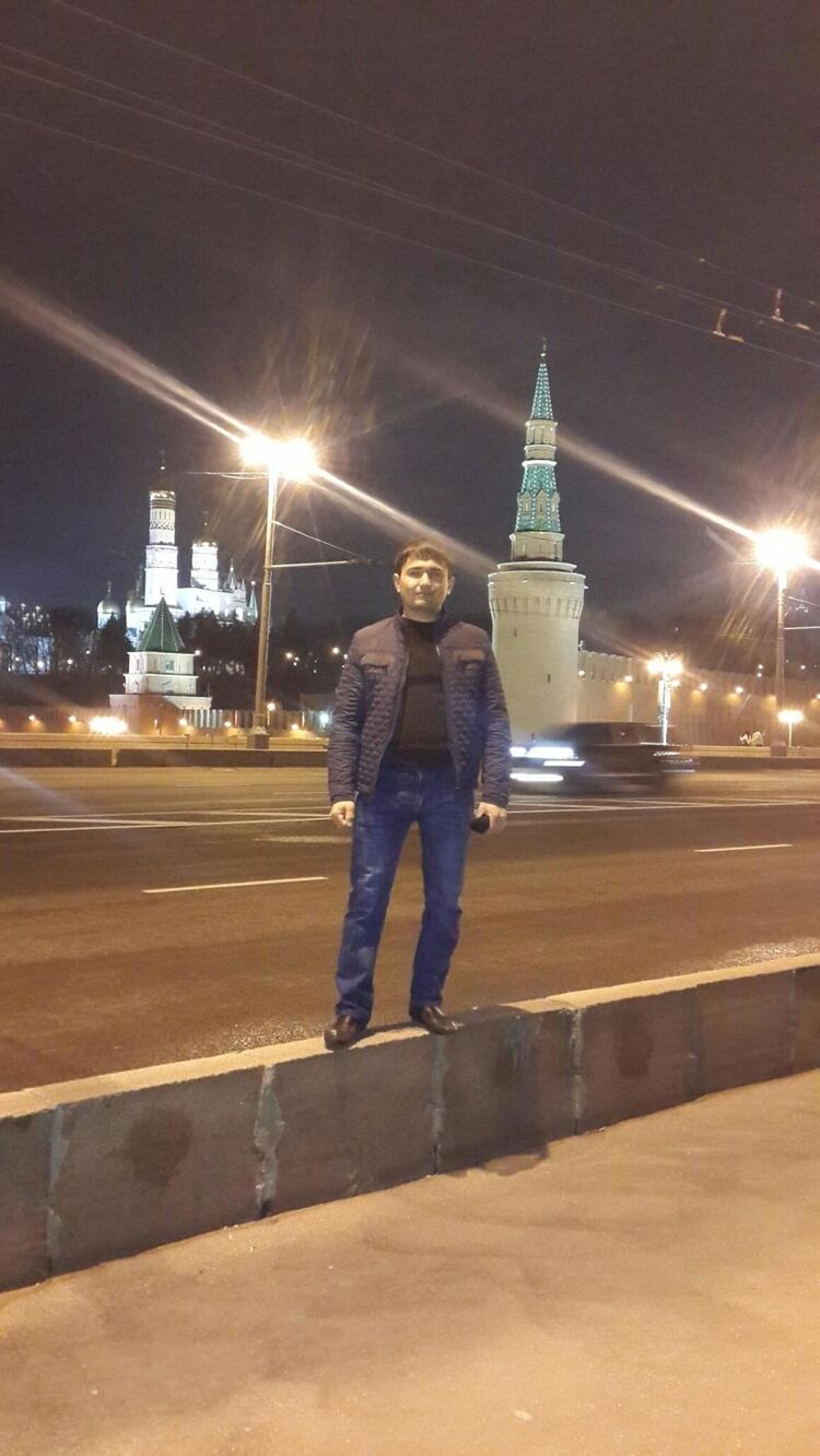  25772738  Doha, 33 ,     