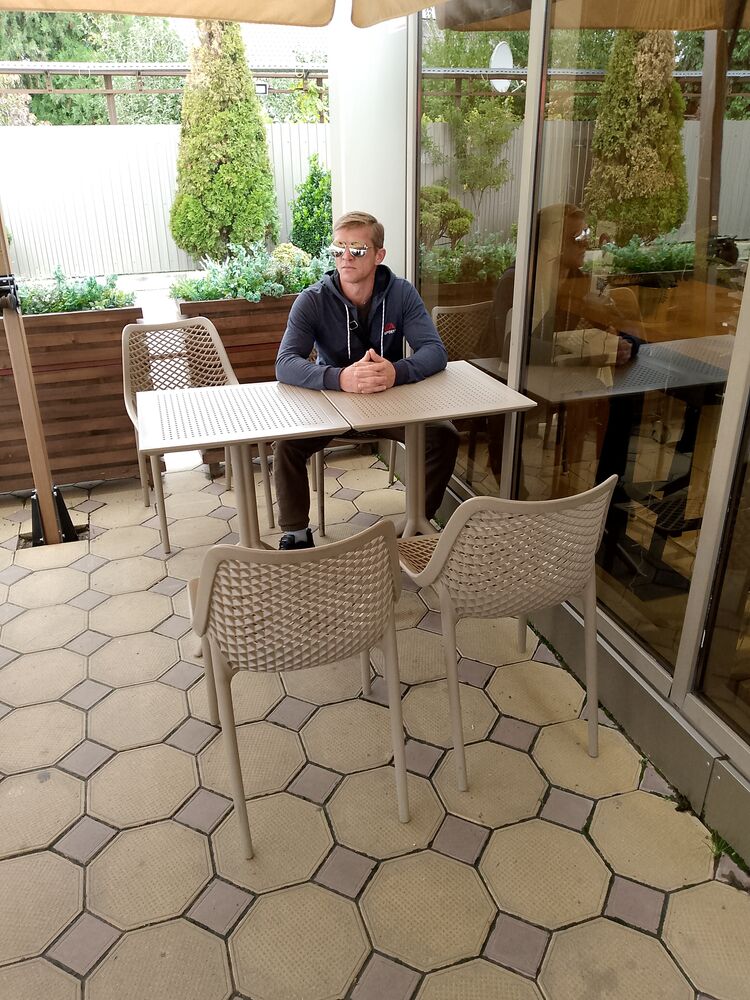  54610228  Aleksandr, 39 ,    