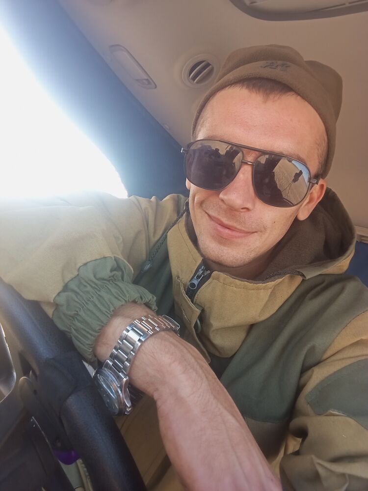 47233838  Volodya, 25 ,    
