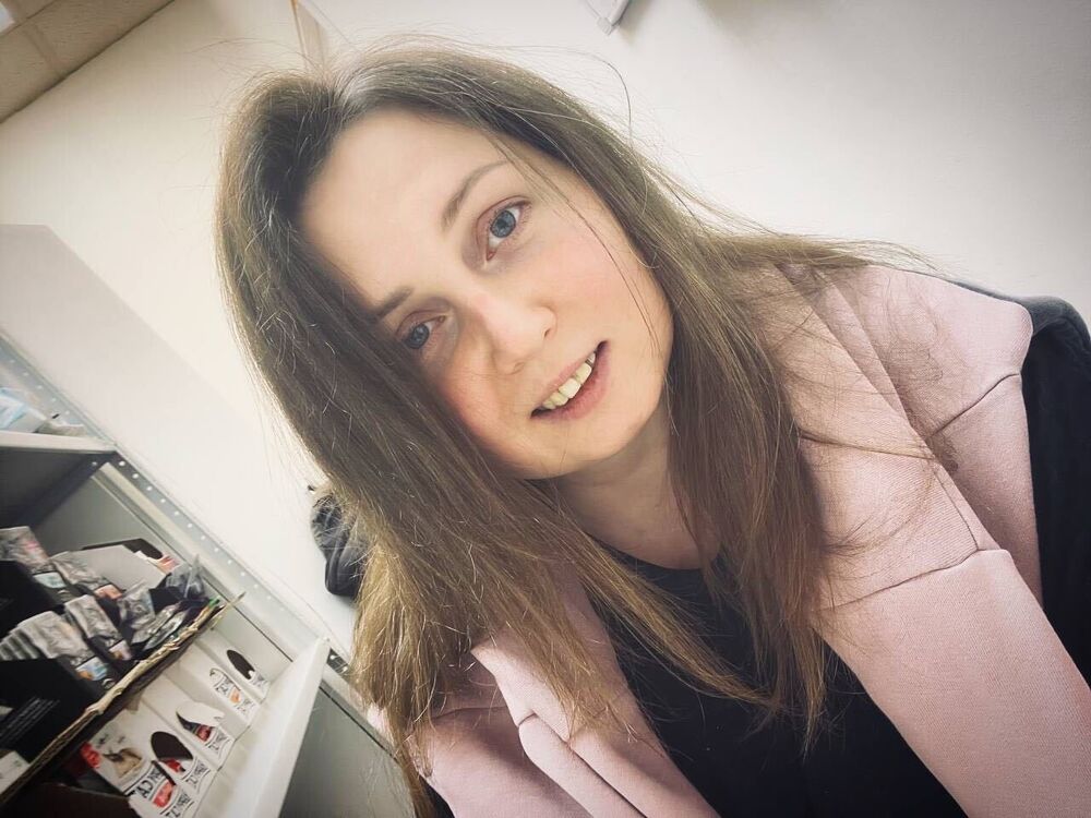  -,   , 33 ,   c 