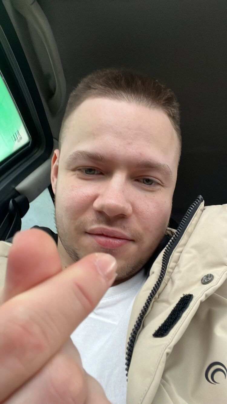  44827368  , 26 ,    