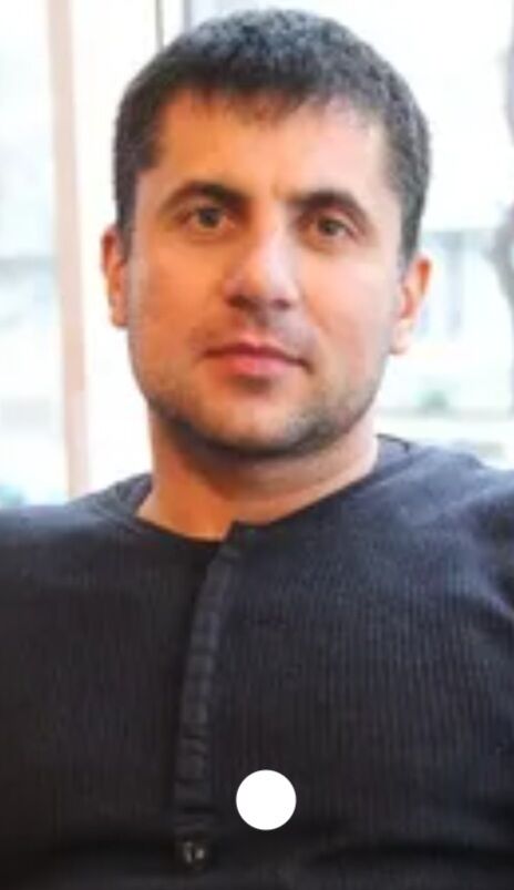  40679798  Sergey, 48 ,    