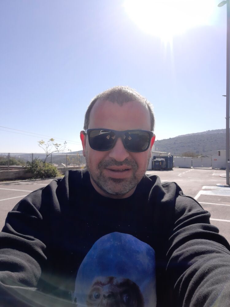  ,   Misha, 42 ,   ,   