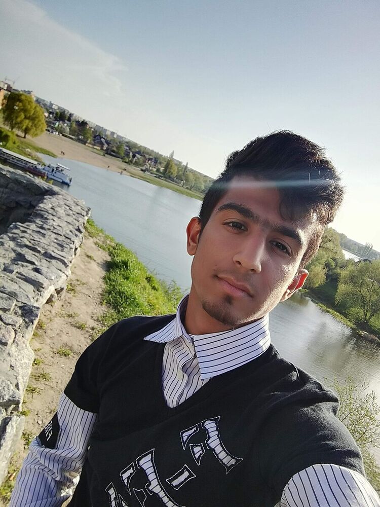   ,   Alan, 23 ,   ,   , c 