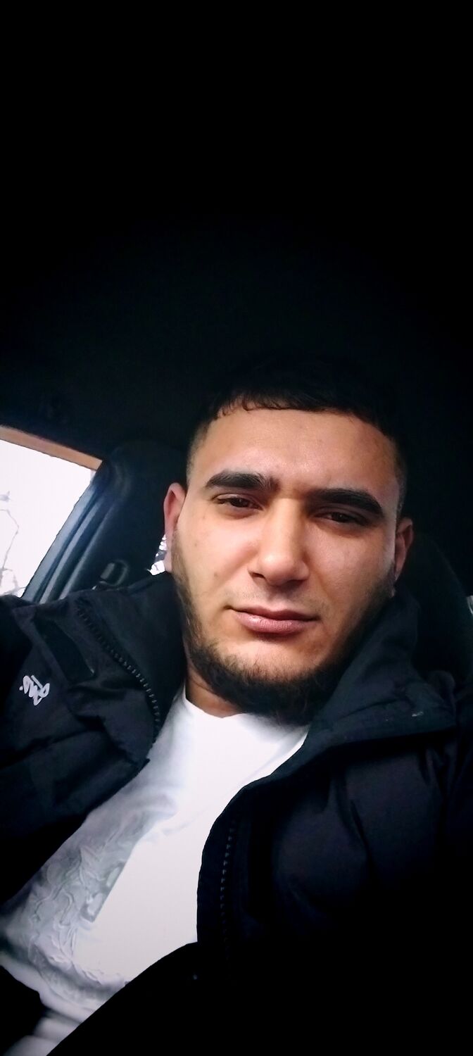  48015088  Nizami, 28 ,    