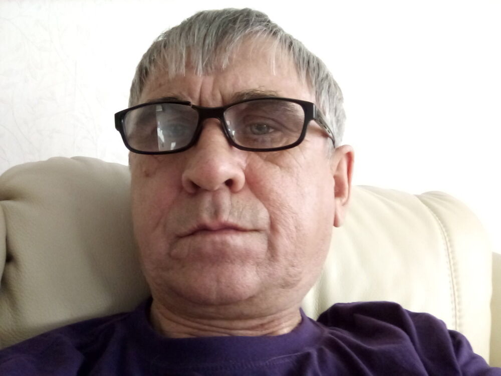  ,   Alexsander, 60 ,   