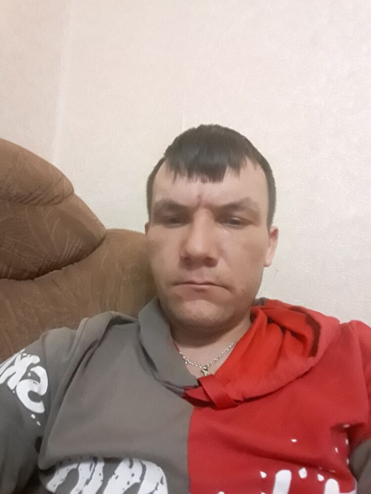  25378338  Slava, 33 ,    
