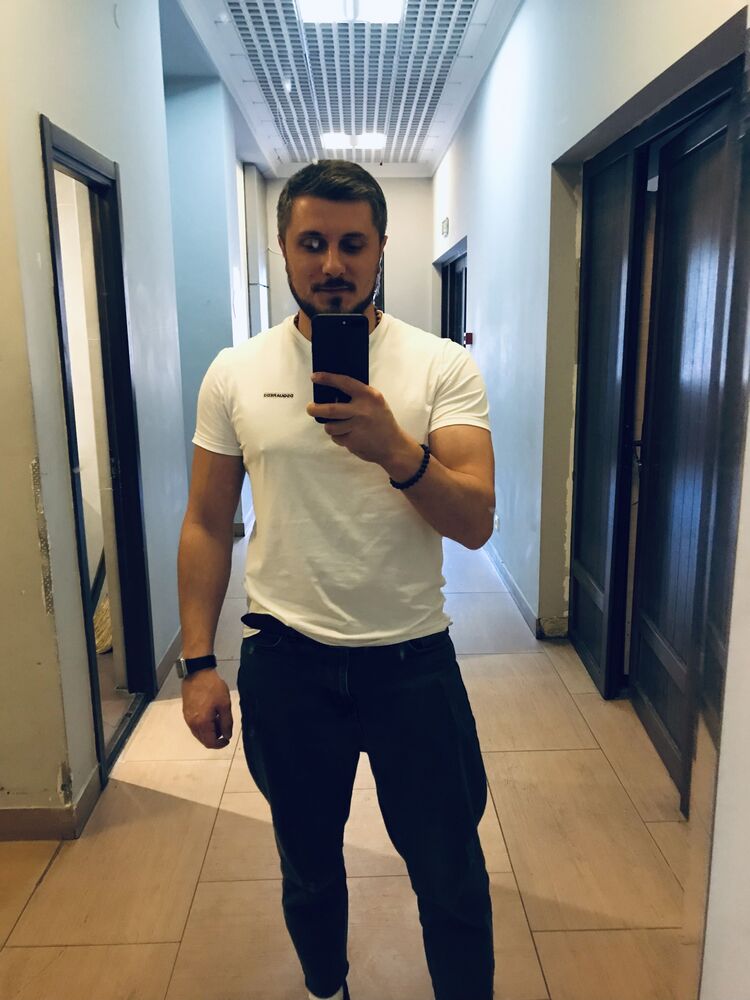 ���� 41811328 ������� George, 33 ����, ���� ���������� � �������