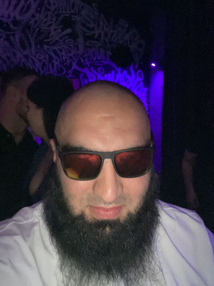  30778828  , 34 ,    