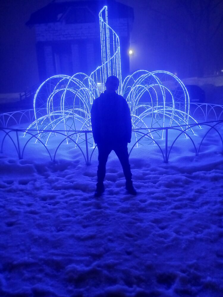  41238728  , 25 ,    