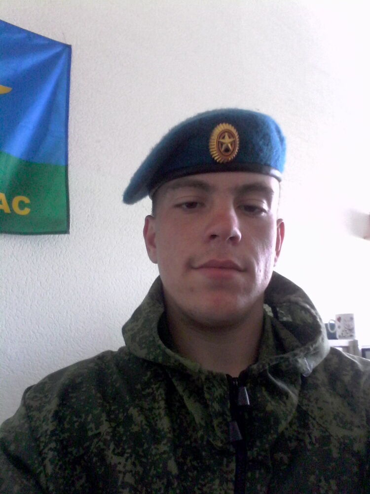  7802408  Aleksandr, 31 ,    
