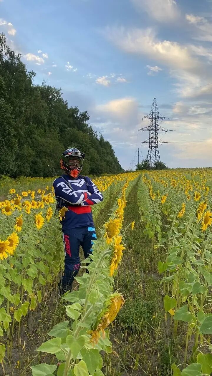  ,   Pavel, 39 ,   ,   , c 