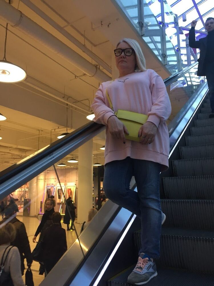  ,   Lana, 59 ,     , c 