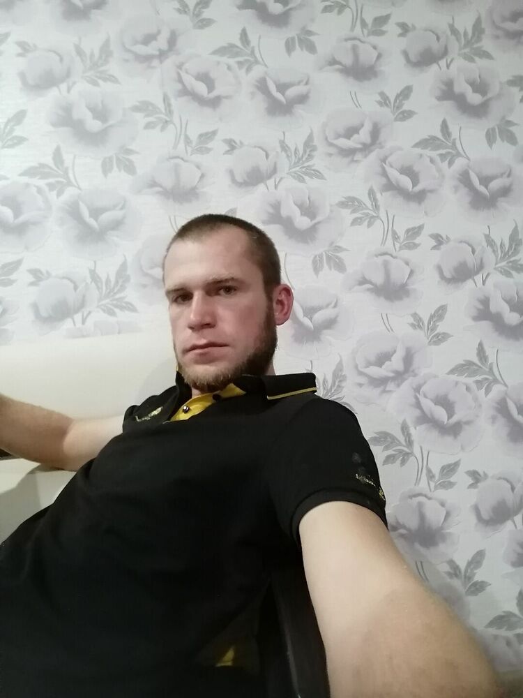  47002648  , 33 ,    