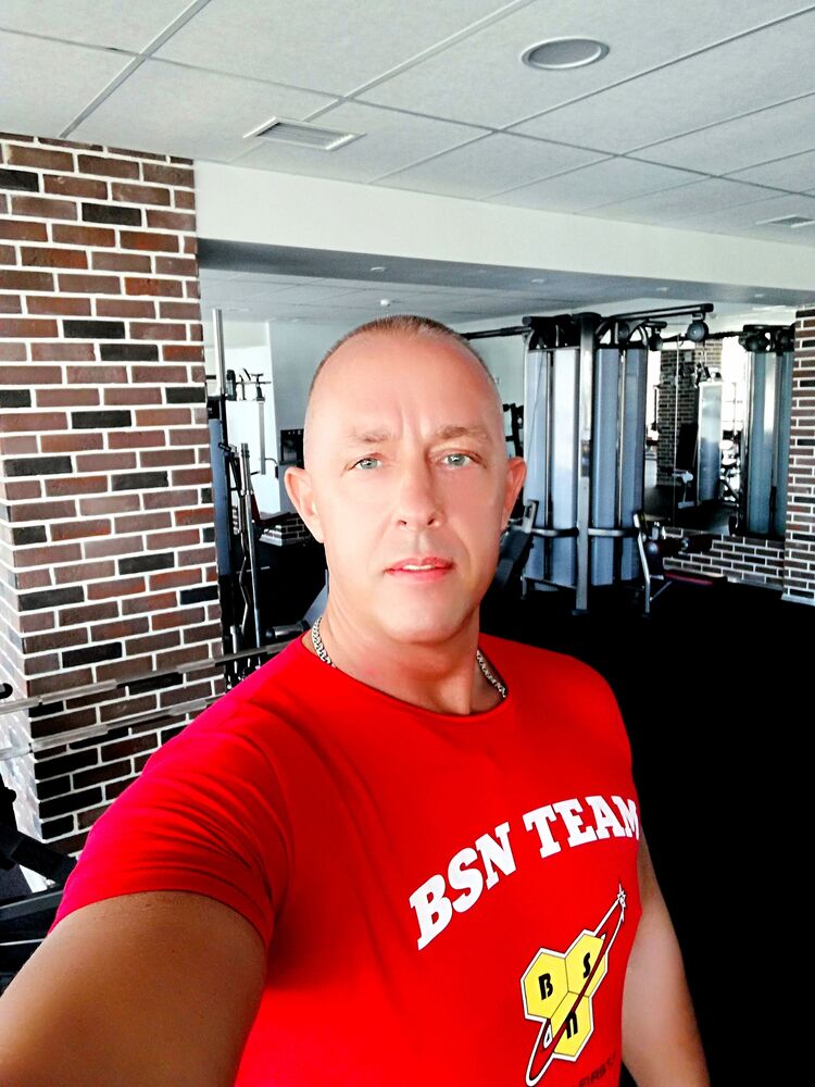  53941468  Valera, 41 ,    