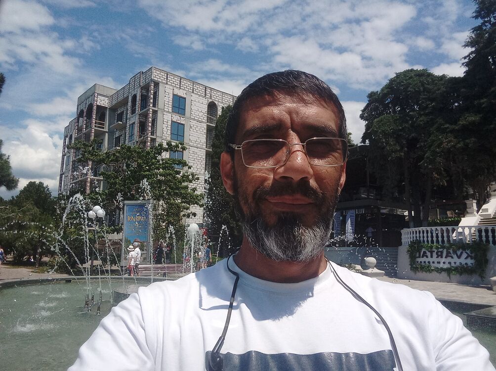  31881958  Nariman, 45 ,    