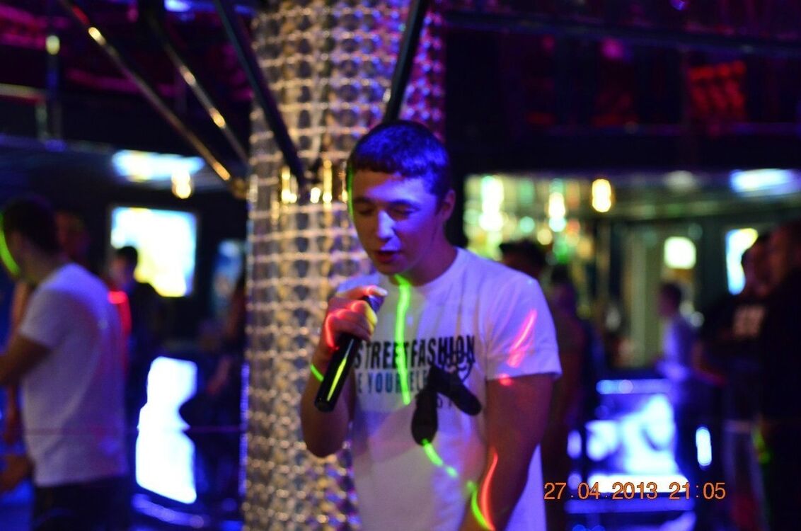  9506548  Valentin, 29 ,    