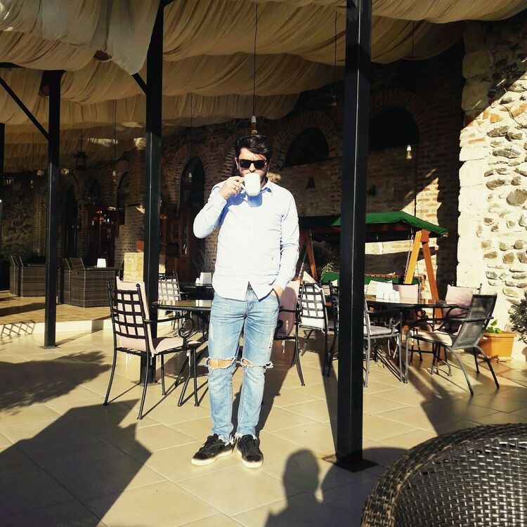 ,   Gruzin, 32 ,   