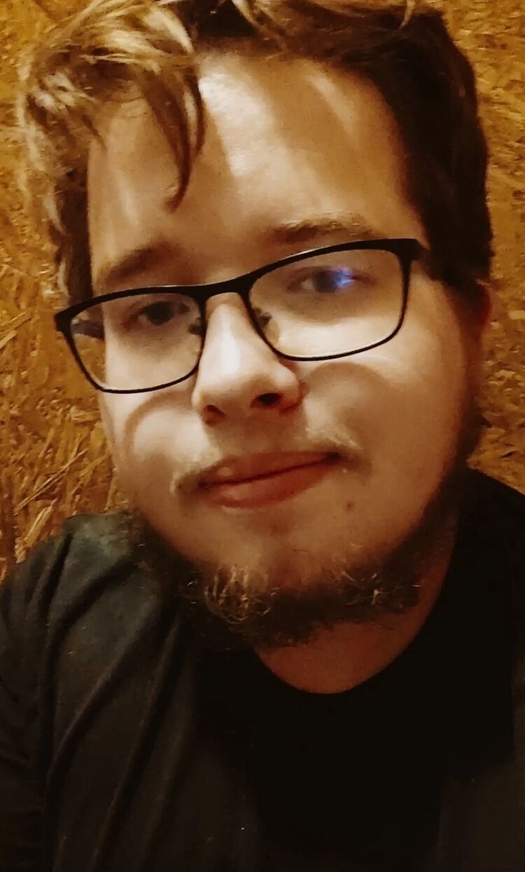  49519478  , 23 ,    