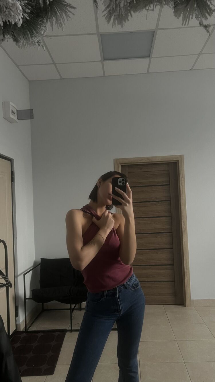  49426308  , 23 ,    -