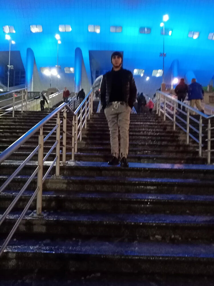  37007358  , 35 ,    -