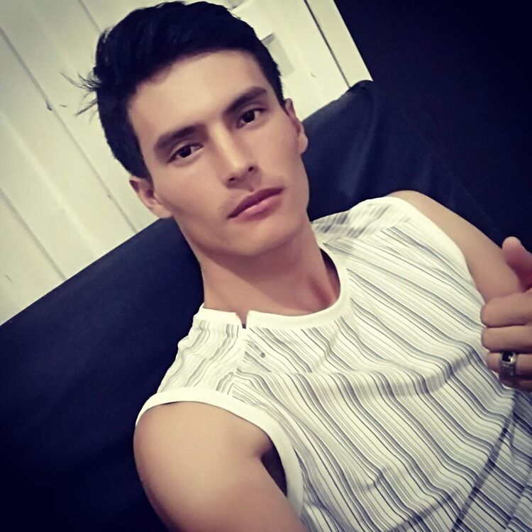  15436158  Ismayil, 31 ,    