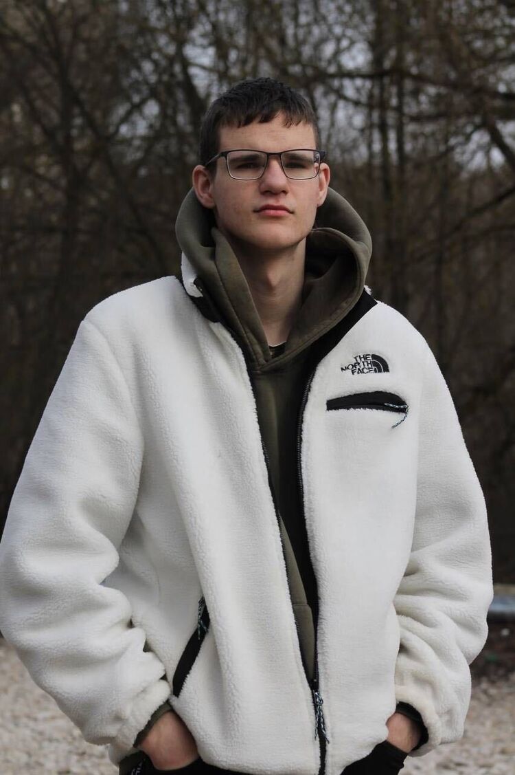 ���� 48965968 ����� ����, 19 ���, ���� ���������� � ������