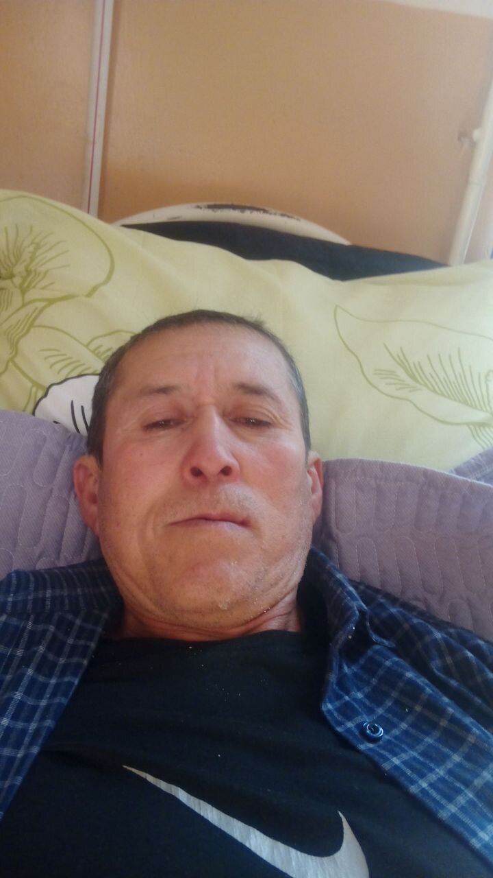  47121088  , 52 ,    