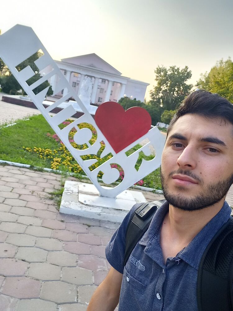  28054748  Nekhayet, 25 ,    