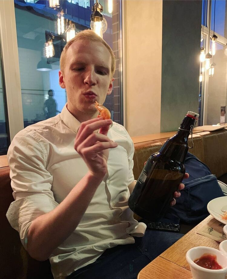  29212948  Aleksandr, 30 ,    