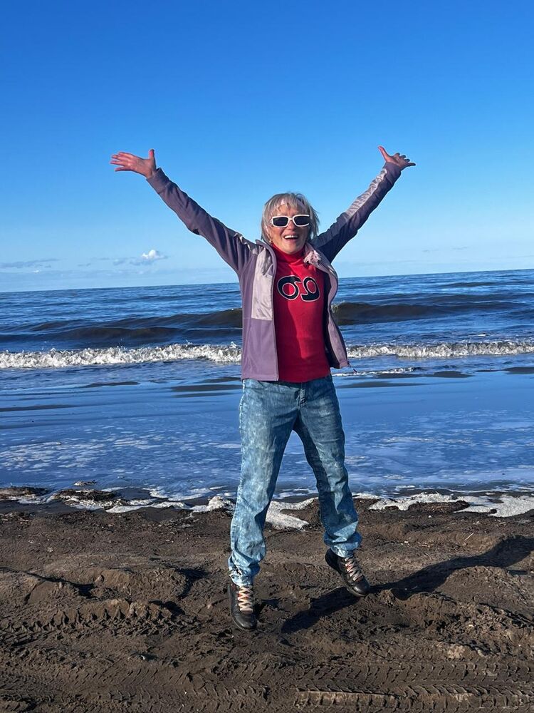  48772568  , 66 ,    -