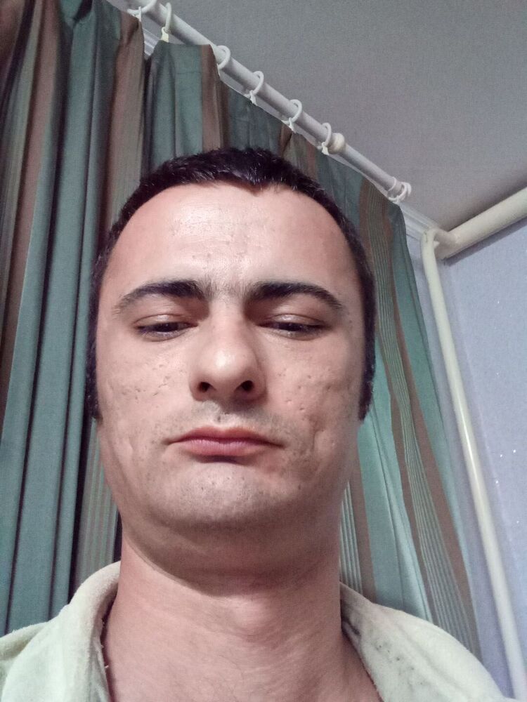  46637008  , 32 ,    
