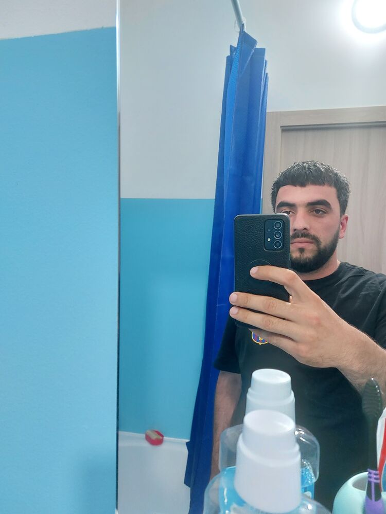  47901378  Mammadov, 32 ,    