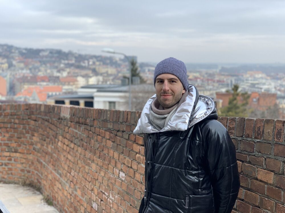  -,   Vsevolod, 33 ,   ,   